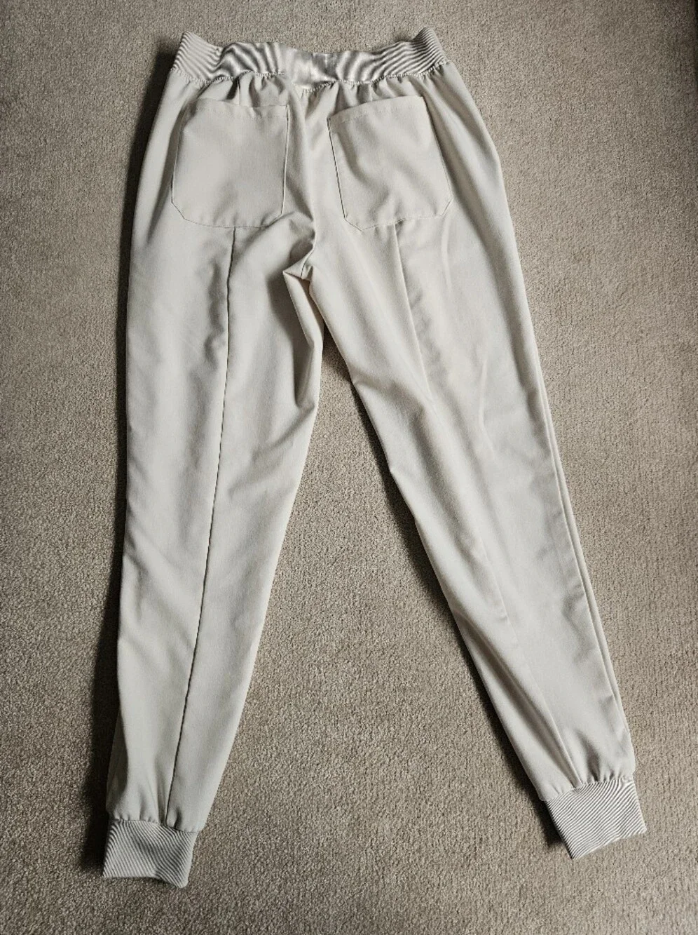 NWOT Jaanuu Willow Slim High Waisted Scrub Jogger- XS